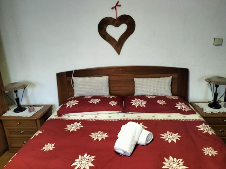 Appartamento Di Montagna Lo Grop Chambave 外观 照片
