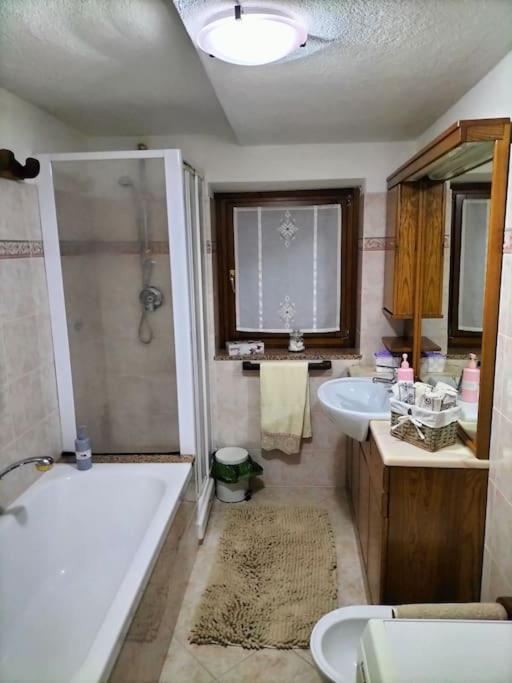 Appartamento Di Montagna Lo Grop Chambave 外观 照片