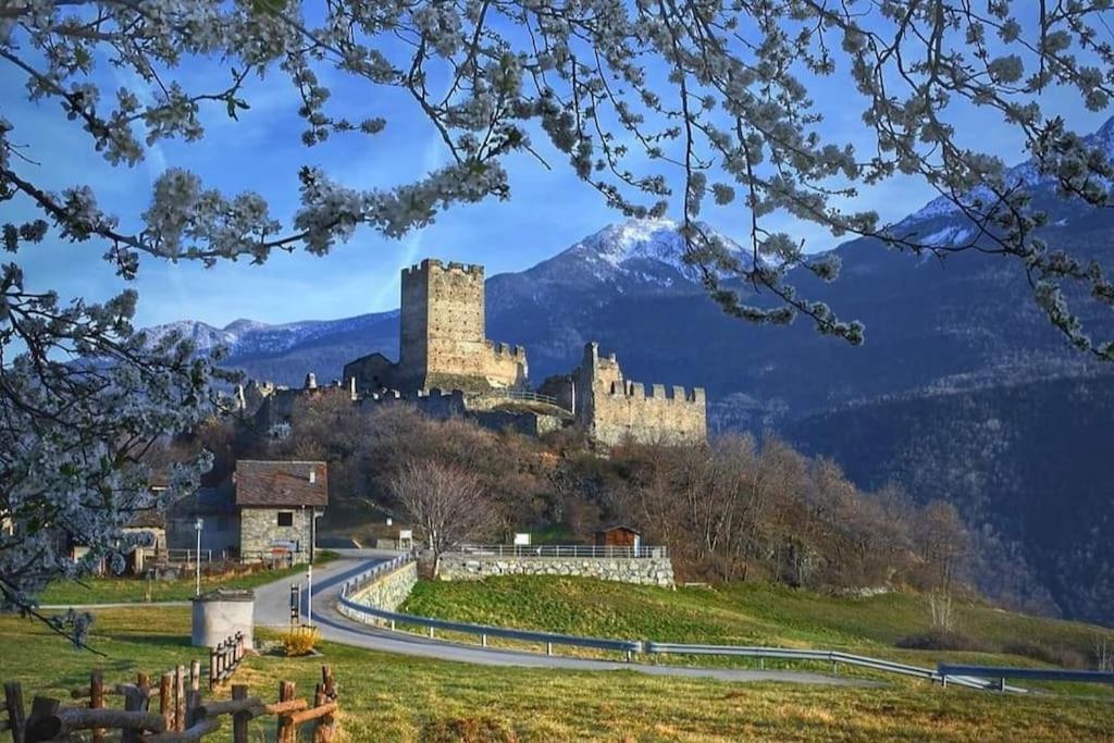 Appartamento Di Montagna Lo Grop Chambave 外观 照片